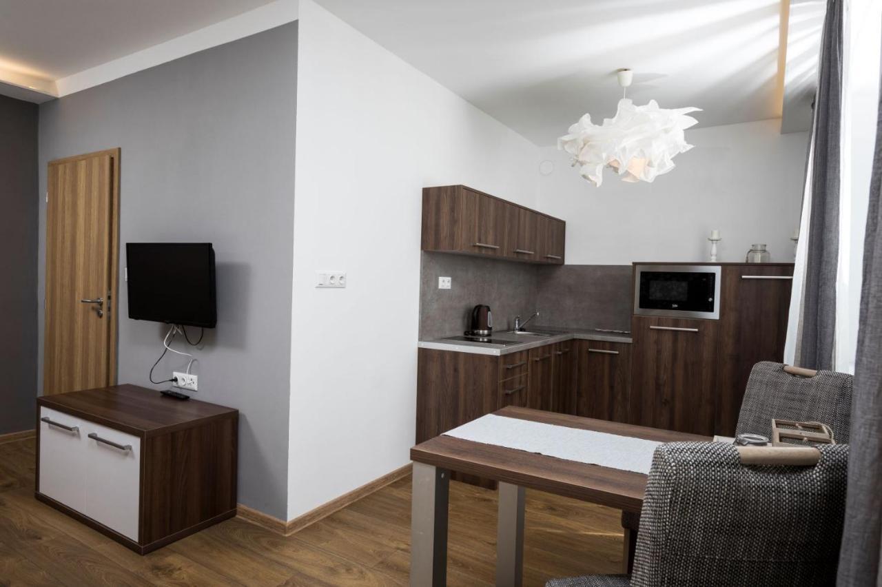 Sting Apartmany Trinec Exterior photo